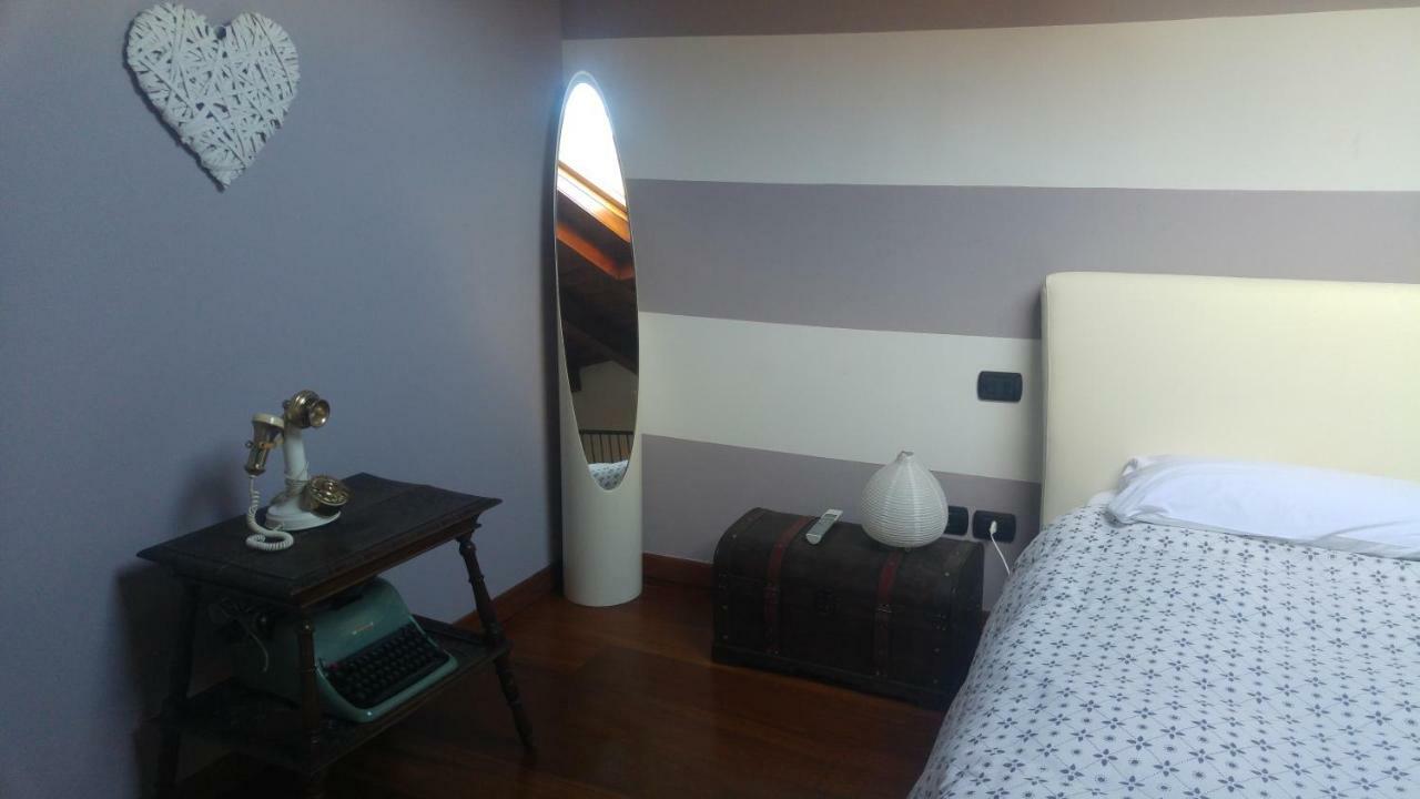 Borghello 2Level Airport Apartment แบร์กาโม ภายนอก รูปภาพ
