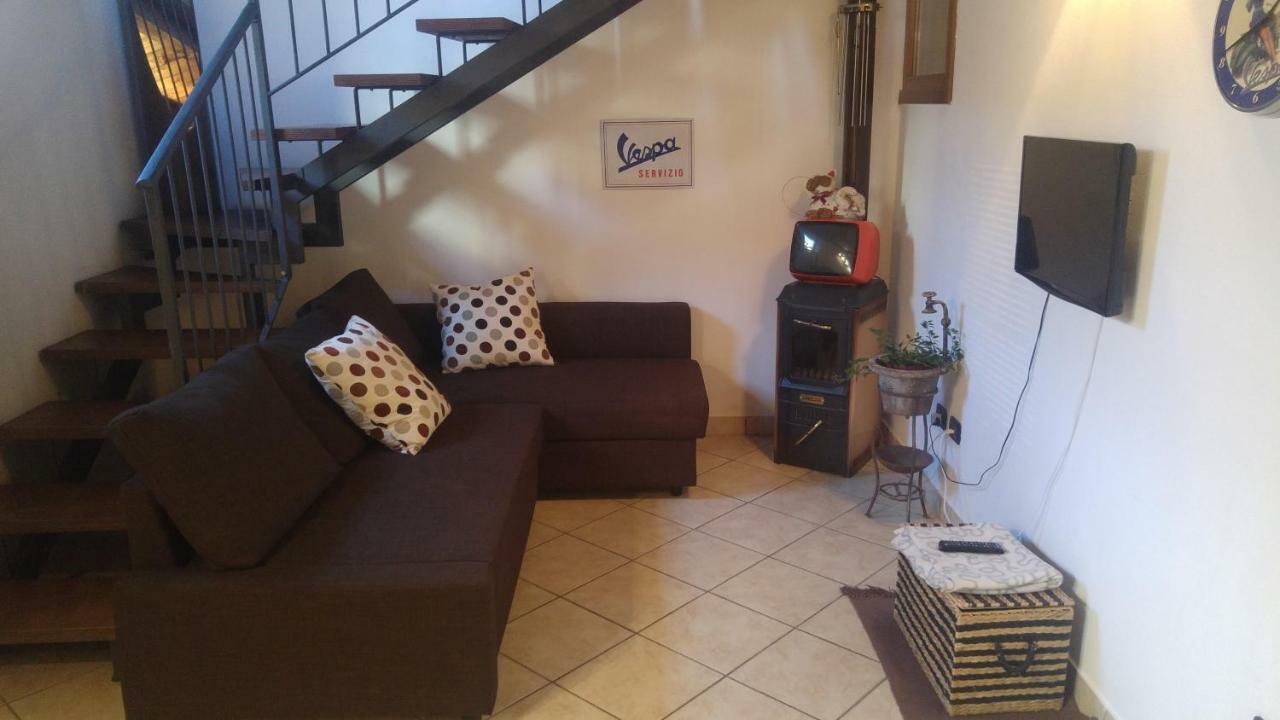 Borghello 2Level Airport Apartment แบร์กาโม ภายนอก รูปภาพ