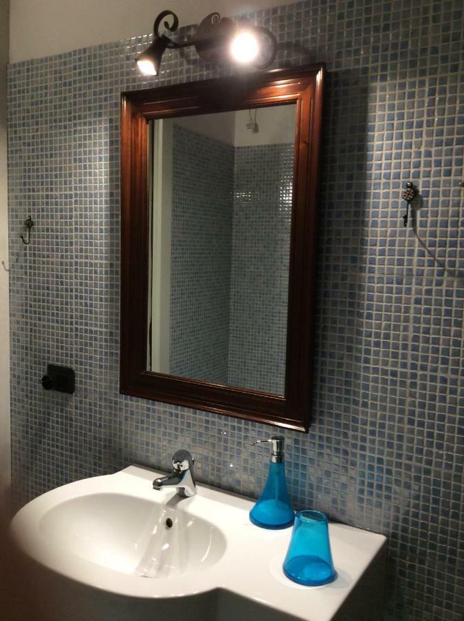 Borghello 2Level Airport Apartment แบร์กาโม ภายนอก รูปภาพ