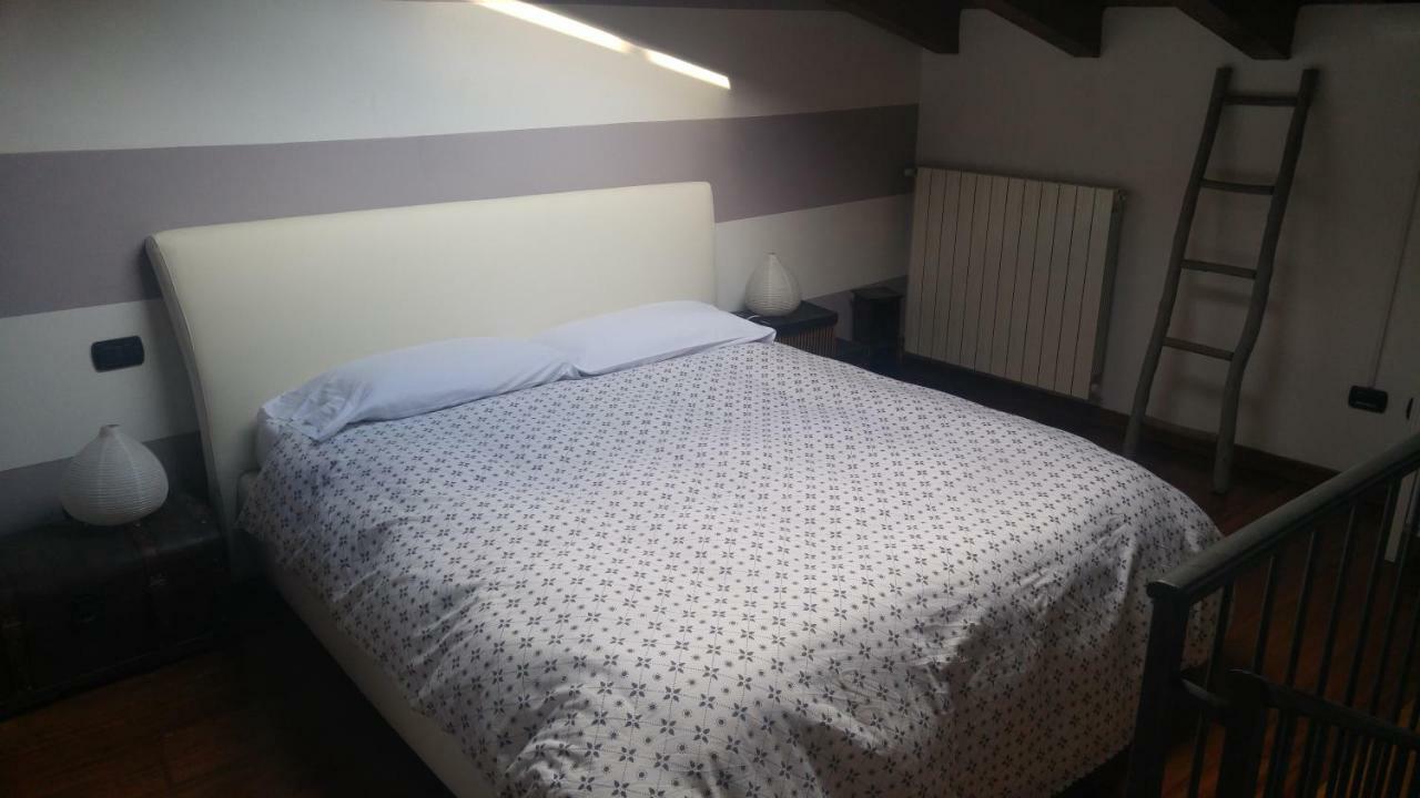 Borghello 2Level Airport Apartment แบร์กาโม ภายนอก รูปภาพ