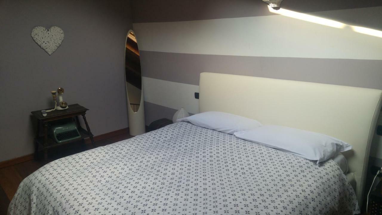 Borghello 2Level Airport Apartment แบร์กาโม ภายนอก รูปภาพ